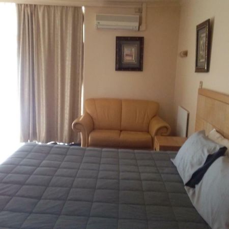 Desert Sand Motor Inn Broken Hill Exterior photo
