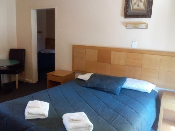 Desert Sand Motor Inn Broken Hill Exterior photo
